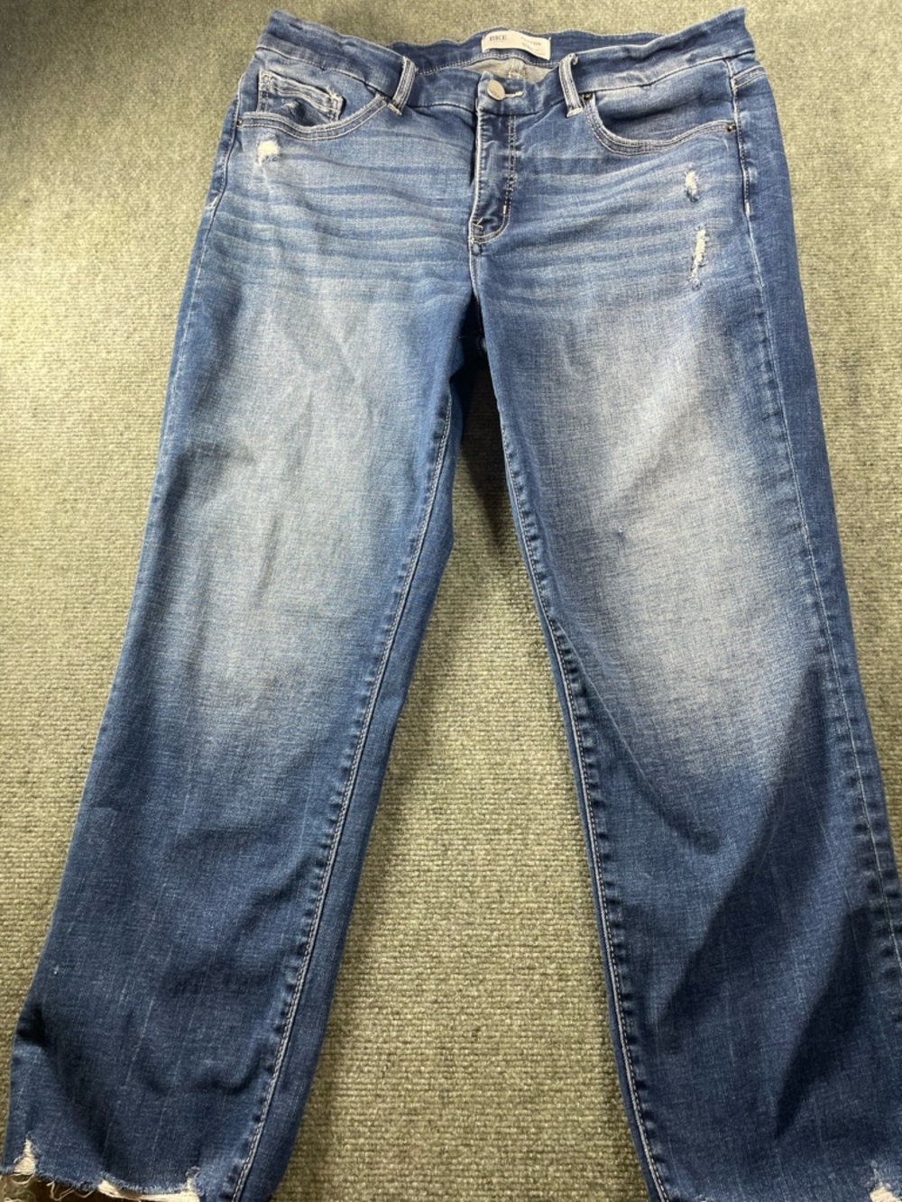 BKE Women's Straight Leg‎ Jeans in Faded Blue